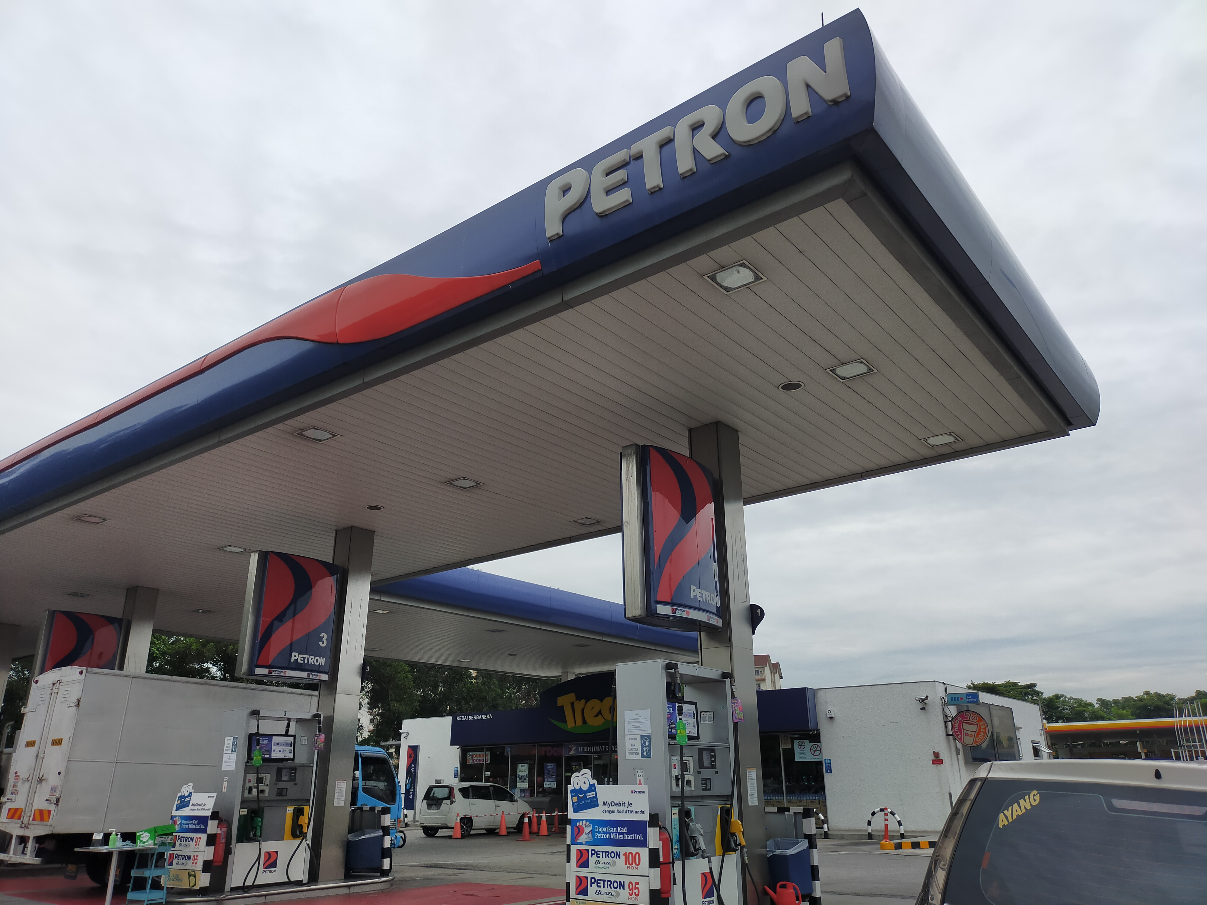 Petron: Supply stable amid Russia-Ukraine conflict, at least for now
